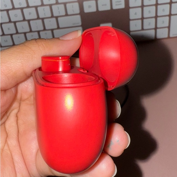 Beats by Dre Red Earbud Headphones - Picture 5 of 7